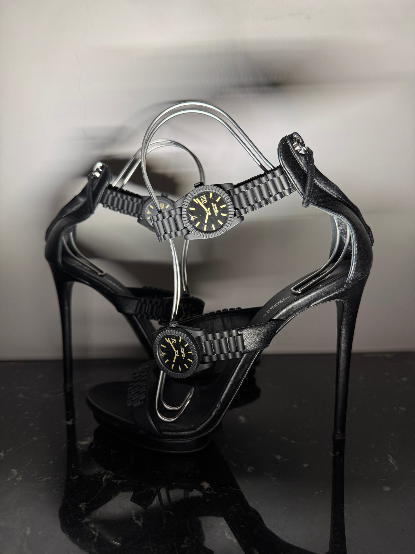 Giuseppe Zanotti × Christian
Cowan 2019 Runway Watch (40)